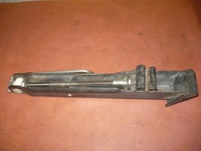 VW T4 T5 Halterung Wagenheber Boardwerkzeug Pannenhelfer 7D0011031C