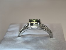 Natürlicher Moldavit Ring