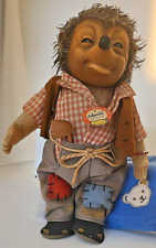 Steiff Mecki 8728,70 28cm 5fach geg. Kleidung vollständig mSuppenkelle mKFS sGUT