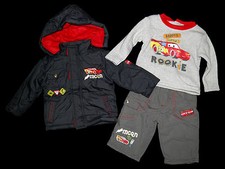 Winterjacke Hose Shirt Disney