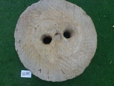 Nr.3595 Alter großer Mühlstein Schleifstein Brunnenstein Quellstein Gartendeko 