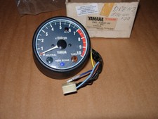 YAMAHA DT250 400 '77  DREHZAHLMESSER   1M1-83540-00