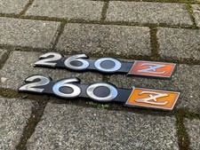 Datsun 260Z Fender Kotflügel Emblem Sets 98811-N3500