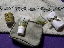 Set"Olive":Handtuch, Duftkerze, Duschgel, Lotion, Washlappen, KosmetikTasche Neu