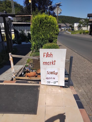 Sonntag flohmarkt - sonntag,