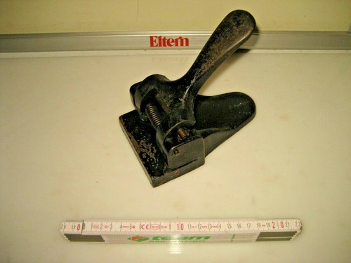 Locher design puncher - locher,