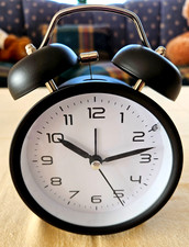 Bearware Alarm Clock , Schwarz,  Lauter Alarm Wecker,   Retro Design