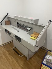 Stapelschneider – IDEAL 5222 Digicut mit Seitentischen