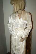Erstrahlender SATIN Negligee - Mantel Morgenmantel Lingerie weiß 40/42