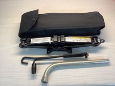 VW 5Q0011031 Orig. Wagenheber RadwechselSet T-Roc Golf Octavia Seat Leon Tasche 