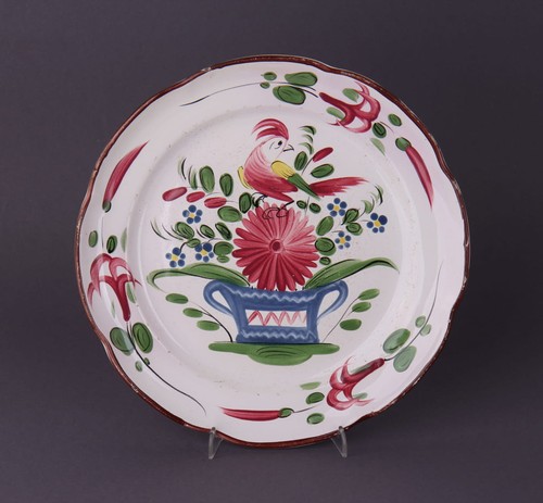 Fayence teller mit - fayence, blumenkorb