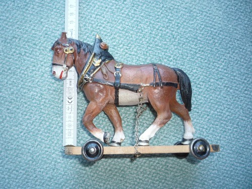 Alte tiere figuren - alte,