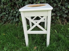 weißer Waschtisch im Landhausstil Vintage shabby Bad Badezimmer Waschschüssel