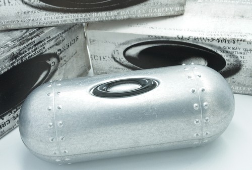 Oakley großes