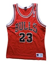 Michael Jordan 90s Champion USA Chicago Bulls Jersey Trikot NBA rot Vintage S/M