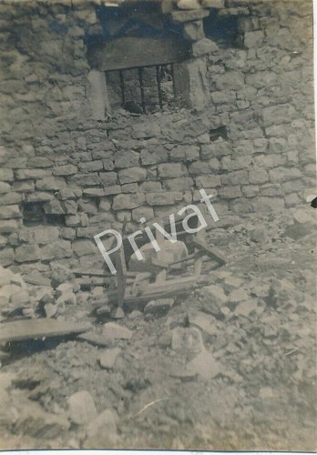 Foto wki zerstörte latrine - wki,