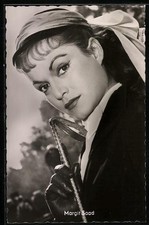 Schauspielerin Margit Saad im Reiteroutfit, Ansichtskarte 