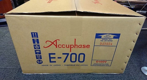 Accuphase 700 class - e-700, a