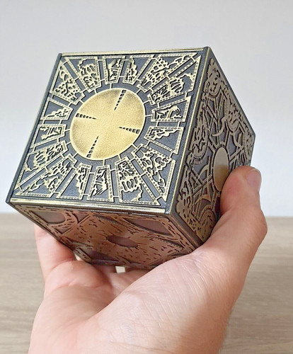 Hellraiser lemarchand box - hellraiser,