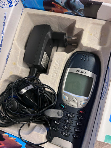 Nokia 6210 mit