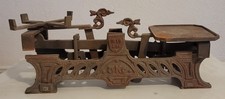 alte antike gusseiserne Balkenwaage