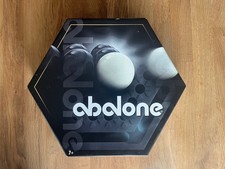 Abalone - Brettspiel Klassiker, abstraktes Strategiespiel für zwei Personen