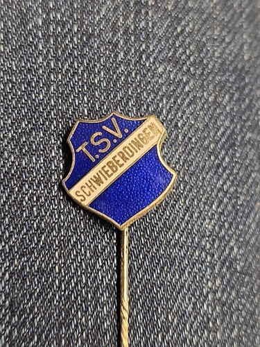 Alte anstecknadel fußball - fußball, tsv