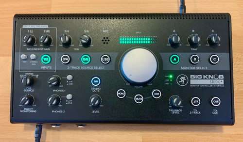 Mackie big knob studio - big,