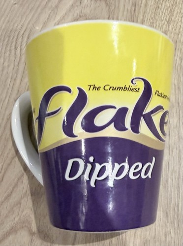Cadbury dipped flake - dipped, becher