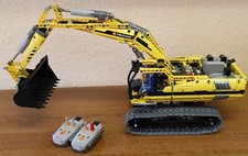 Lego Technic 8043 Motorisierter Raupenbagger 100% komplett, vollständig montiert