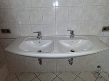 Doppel waschbecken Farbe
