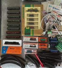 Konvolut Roco Arnold Minitrix Spur N Lokomotiv Personenwagen Bahngleise Nachlass