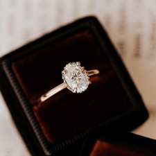 1,50 Karat Moissanit Oval