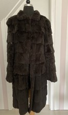 MILESTONE Mantel, Gr.38 in dunkelbraun. Kaninchenfell. Hingucker!