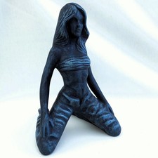 Figürliche Skulptur*Keramik*Schönes Motiv*blaue Lasur*Ausdrucksstark*TOP*28cm