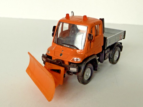Schuco mercedes benz unimog - mercedes,