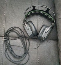 Razer Tiamat 2.2  Overear Gaming Headset Schwarz Guter Zustand