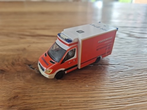 Herpa feuerwehr hamburg rtw - hamburg,