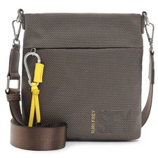 Suri Frey Suri Sports Marry