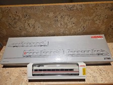 Märklin H0 ICE 3 37780 + 1 Zwischenwagen 43747 