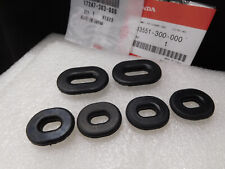 Honda CB 750 Four K0 K1 K2 Gummi Set Seitendeckel Original Rubber Set Side Cover