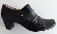 Schwarzer MARC Leder Pumps in