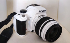 Pentax K K-X 12.4MP Digitalkamera - Sondermodell in weiss mit OVP.