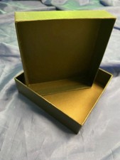 Geschenkverpackung Box quadratisch aus Pappe schwarz 16 x 17 x 5,5 cm mit Deckel