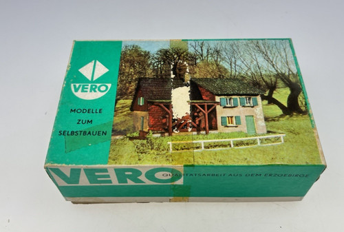 Vero 5458370 129 00763 - (wm), 5458370/129/00763