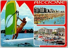 39624312 - Riccione Surfbrett Hafen Segelboote Erotik