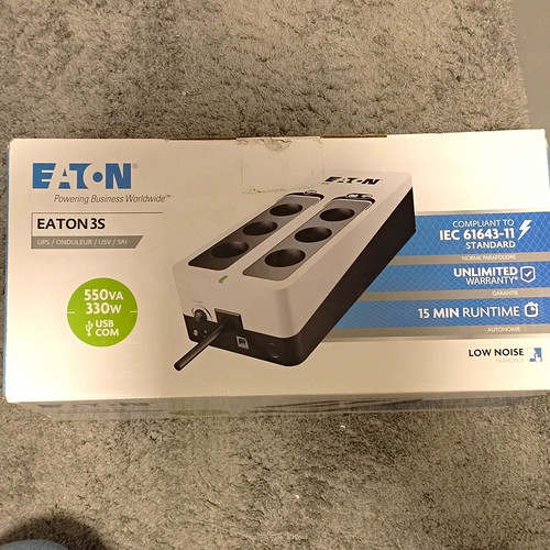 Eaton usv 550 - va, w