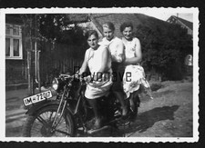 Foto Vorkriegsmotorrad mit 3