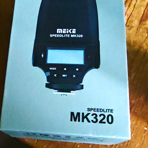 Meike speedlite mk320 sony - meike,