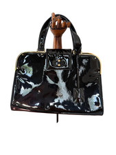 YVES SAINT LAURENT YSL